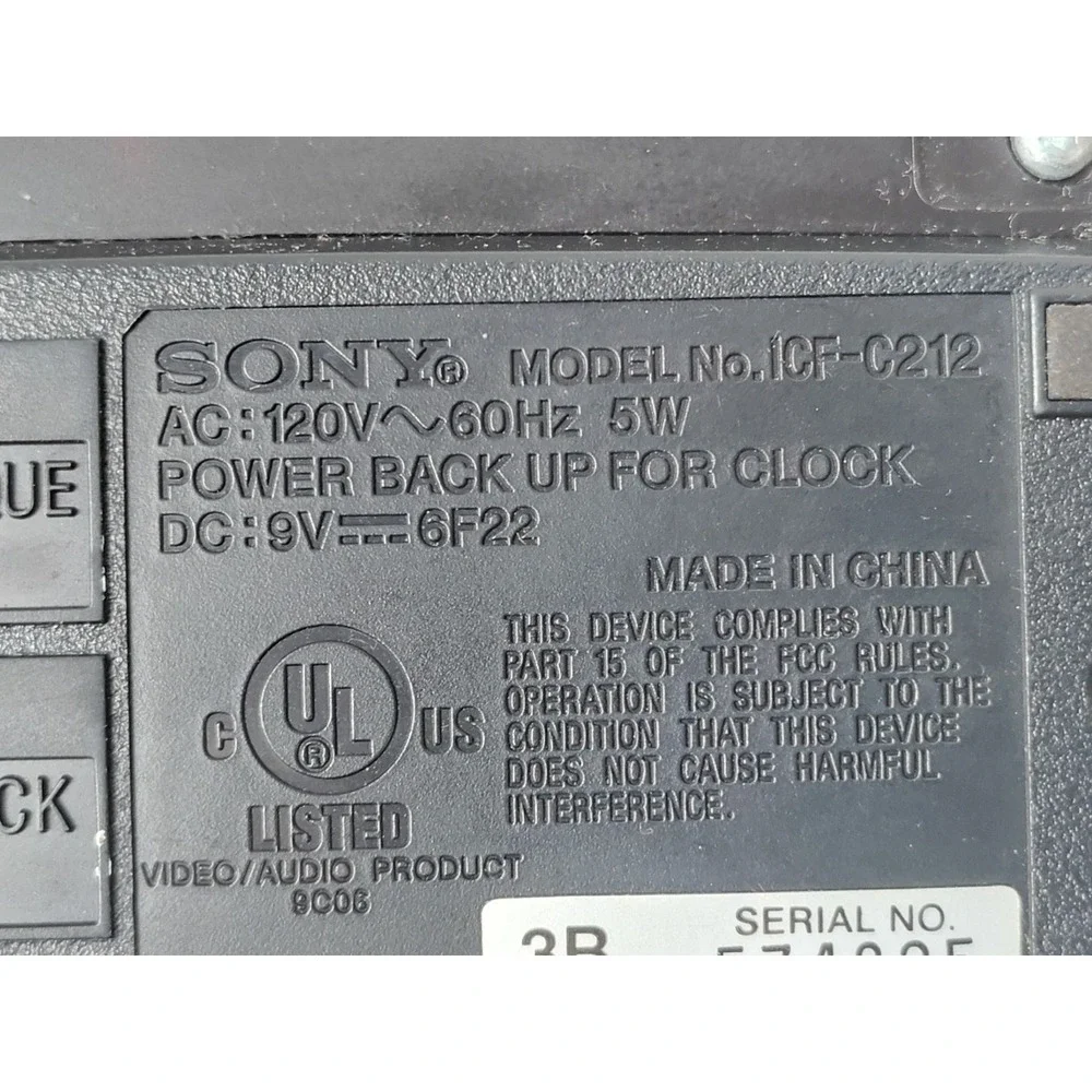 Sony icf c212